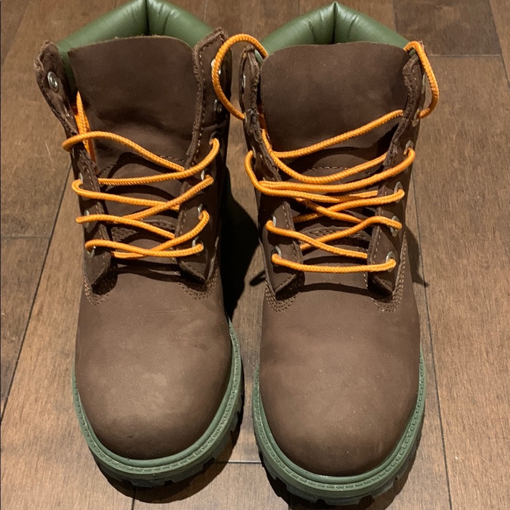 Timberland Brown Boots with Green Sole and Orange Laces (Kids)